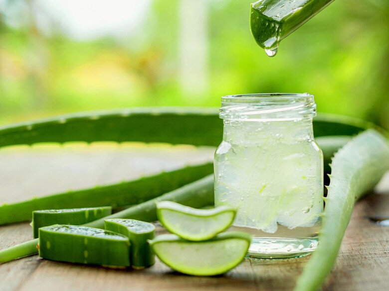 “5 Aloe Vera Beauty Hacks for Soothing Dry, Irritated Summer Skin”