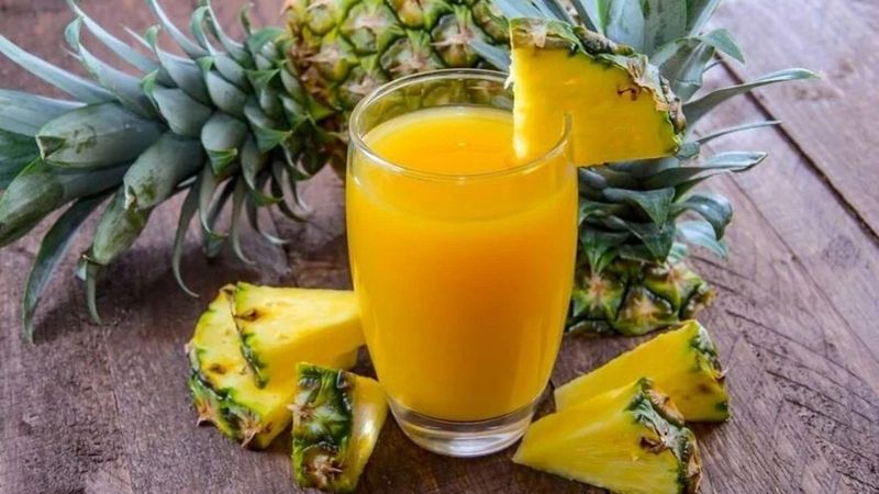 How Many Calories Are in Pineapple Juice? Can Drinking Pineapple Juice Help with Weight Loss?