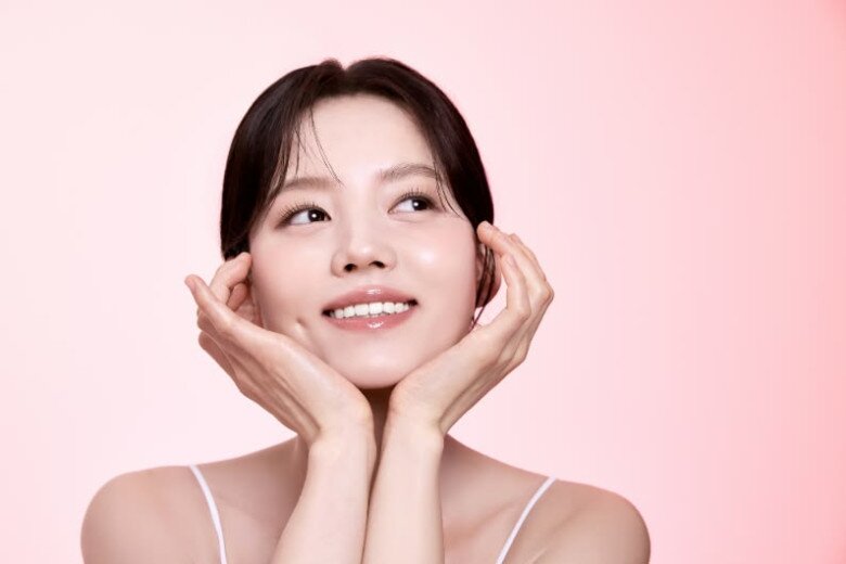 Unlock Youthful Skin: 4 Simple Morning Rituals Every Woman Can Start Today